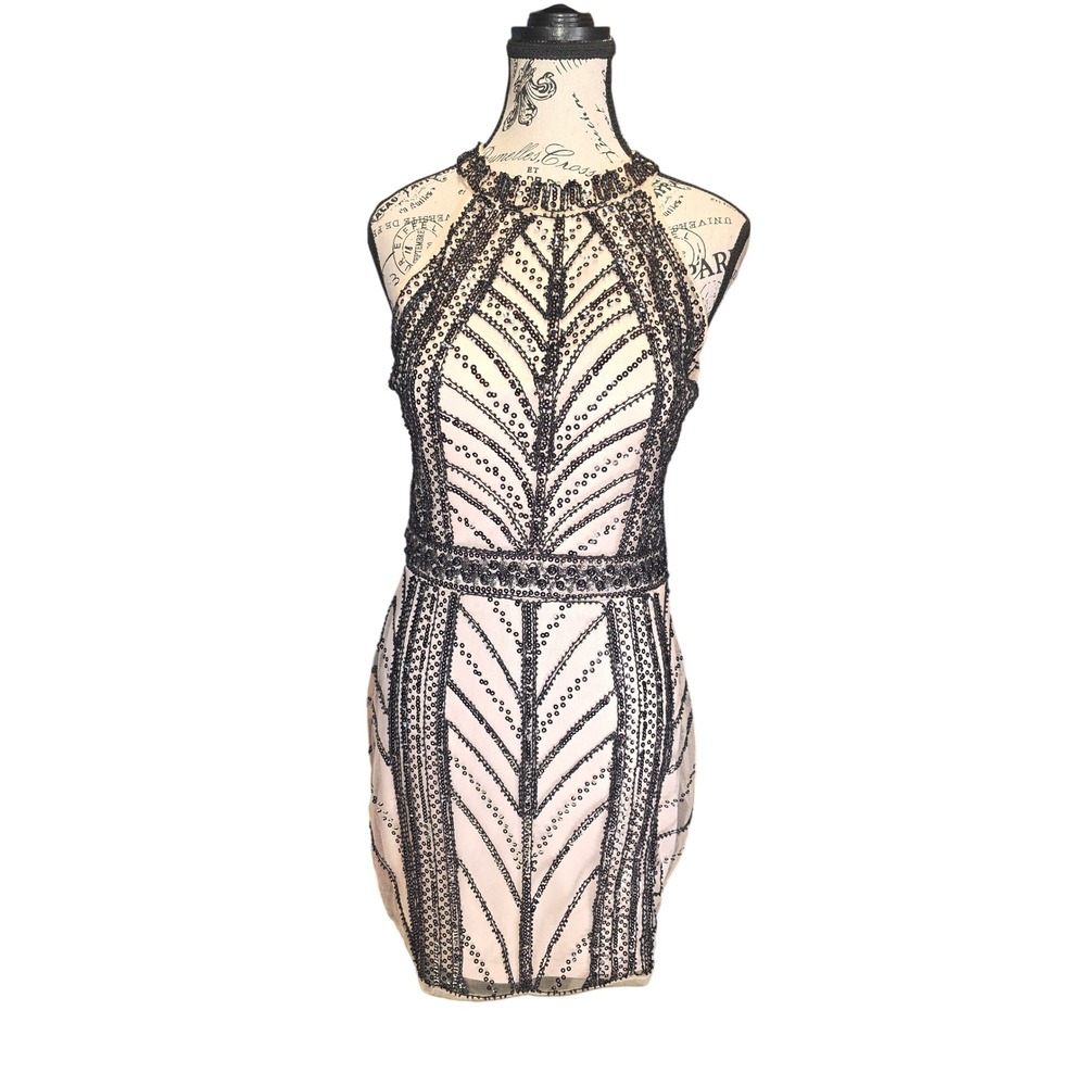 Minuet Black and Nude Beige Sequin Halter Neck Sheath Mini Dress Sz M Party Wear